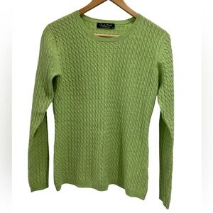 Claudia Nichole Cashmere Cable Knit Crew Neck Sweater in Pistachio Green - Small